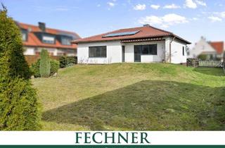 Haus kaufen in 85107 Baar-Ebenhausen, Baar-Ebenhausen - Kleiner Bungalow auf großem Grundstück - bereits frisch saniert, ideal für Paare und kleine Familien