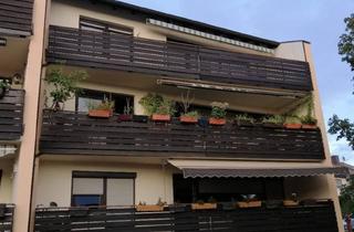 Wohnung kaufen in Holzschuherstrasse 11, 90562 Heroldsberg, 3-seitig belichtete 4,5-Zimmer-Wohnung mit Balkon und Laubengang in Heroldsberg