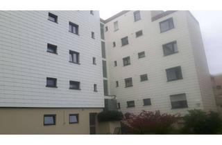 Wohnung kaufen in 78713 Schramberg, Schöne 4-Raum-Wohnung mit EBK und Balkon in Schramberg