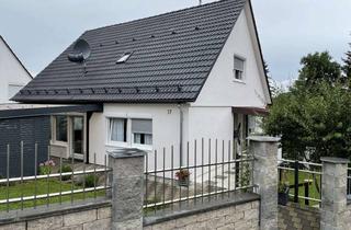 Einfamilienhaus kaufen in Auinger Weg 17, 72525 Münsingen, Einfamilienhaus mit Anliegerwohnung -Haus in Münsingen