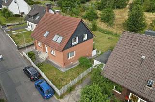 Mehrfamilienhaus kaufen in An Den Hülsen, 51399 Burscheid, Ansprechendes 5-Zimmer-Mehrfamilienhaus in Burscheid-Hilgen