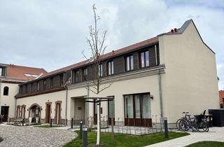 Wohnung kaufen in 04356 Seehausen, Wunderschöner Viertseitenhof. 80 % AfA . KfW. Tilgungszuschuss.