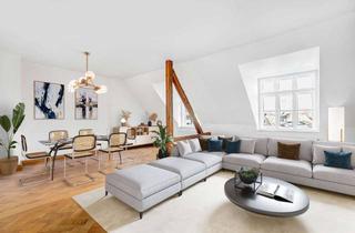 Wohnung kaufen in 80538 München, Zauberhafte Altbau-Dachgeschoss-Wohnung in Bestlage Lehel