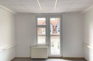 Büro zu mieten in Karlstraße 11, 99817 Eisenach, ** Gut aufgeteiltes Büro mit Balkon und Aufzug zu vermieten **