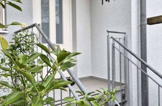 Wohnung kaufen in Hirschstraße 141, 86156 Bärenkeller, **BÄRENKELLER** Einzigartige 1-ZKB Hochparterrewohnung mit Balkon in gepflegter Wohnanlage
