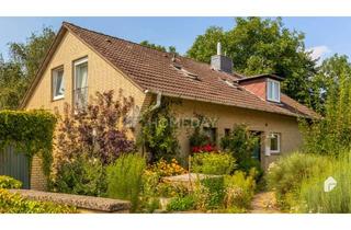 Haus kaufen in 23879 Mölln, Teilvermietetes MFH mit 3 WE, Garten, Terrasse, Garage, EBK und Tageslichtbädern in angenehmer Lage