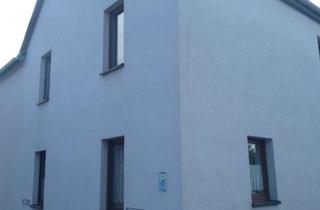 Mehrfamilienhaus kaufen in Mühlgrabenweg 13, 98693 Ilmenau, Mehrfamilienhaus mit bewohnten Nebengebäude+ ausreichend Stellplätze. 250000 € - 220 m² - 14 Zi
