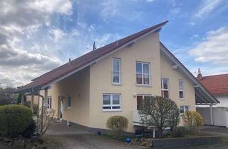 Doppelhaushälfte kaufen in 36341 Lauterbach, Moderne Doppelhaushälfte mir 3 Garagen in Lauterbach (Hessen)