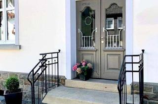 Haus kaufen in 57489 Drolshagen, ++ ON-Immobilien ++ Ein Zweifamilienhaus mit Charme in Drolshagen-Stadt!