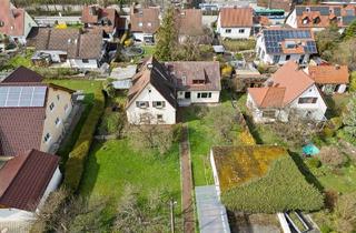 Haus kaufen in 82178 Puchheim, Provisionsfrei - Abrissreifes Haus auf großzügigem Grundstück mit Bebauungsplan