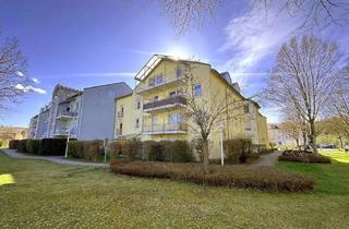 Wohnung kaufen in 83301 Traunreut, Traunreut - 2,5 Zimmer DG Whg mit Tiefgaragenstellplatz Ortsrand Traunreut