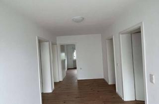 Wohnung mieten in 57539 Roth, Top sanierte 3 Zimmer Wohnung in ruhiger Wohnlage plus Wintergarten