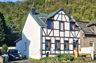 Einfamilienhaus kaufen in 56656 Brohl-Lützing, Charmantes und geräumiges Einfamilienhaus in Brohl-Lützing