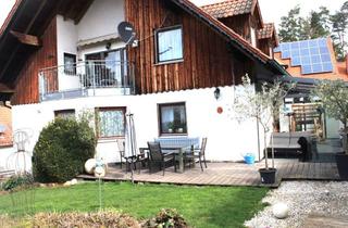 Haus kaufen in 84107 Weihmichl, Geräumiges Zweifamilienhaus mit ausbaufähigem Dachgeschoss