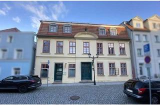 Mehrfamilienhaus kaufen in 17192 Waren (Müritz), Kernsaniertes Mehrfamilienhaus in attraktiver Innenstadtlage nahe dem Warener Stadthafen mit 8 Einh