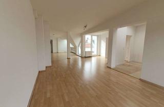 Wohnung kaufen in 10551 Berlin, extravagante + großzügige DG - Wohnung mit Westterrasse