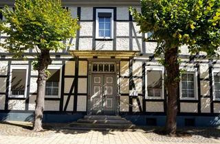 Mehrfamilienhaus kaufen in 34448 Vorsfelde, Mehrfamilienhaus mit historischem Potenzial in Vorsfelde