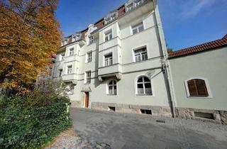 Wohnung kaufen in 96450 Zentrum, Luxuriöse 4-Zimmer-Wohnung mit Balkon in historischem Stadthaus in ruhiger Coburger Innenstadtlage