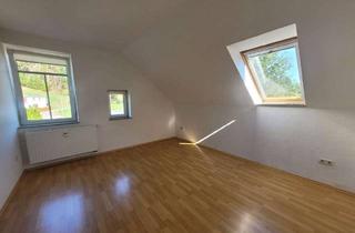 Wohnung mieten in 08144 Hirschfeld, 2-Zimmer-Wohnung in Niedercrinitz mit EINBAUKÜCHE zu vermieten!