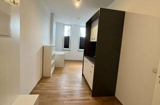Wohnung mieten in Hahnstraße 72, 60528 Niederrad, Möbliertes Apartment im Lyoner Quartier Frankfurt
