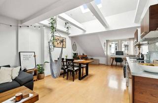 Wohnung kaufen in 20257 Eimsbüttel, Charmante Altbauwohnung mit Dachterrasse in Top-Lage