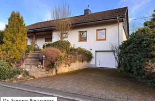 Haus kaufen in 57299 Burbach, Seltenes Angebot - Sehr gepflegtes Wohnhaus in begehrter und ruhiger Lage von Burbach-Gilsbach!