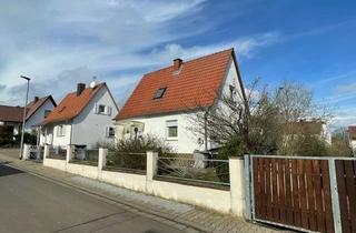 Haus kaufen in 67292 Kirchheimbolanden, Kirchheimbolanden - EUPORA® Immobilien: Wohnhaus mit Garten in der Innenstadt von Kirchheimbolanden.
