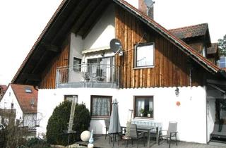 Haus kaufen in 84107 Weihmichl, Weihmichl - Geräumiges Zweifamilienhaus mit ausbaufähigem Dachgeschoss