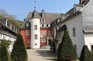 Wohnung mieten in Dalbenden, 53925 Kall, Luxuswohnung mit 2 Bädern, Kaminofen u. Garten auf Burg Dalbenden in Kall/Urft