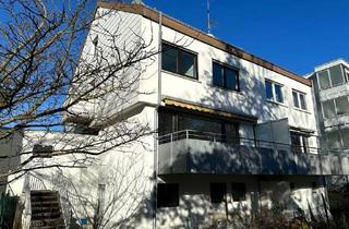 Doppelhaushälfte kaufen in 70794 Filderstadt, Filderstadt - Bezaubernde Doppelhaushälfte mit zwei Balkonen u. Garten in erstklassiger, ruhiger Ortsrandlage