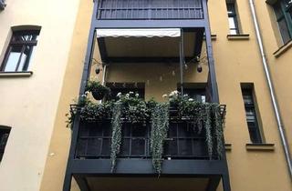 Wohnung kaufen in 04299 Stötteritz, Dachgeschosswohnung mit Terrasse im 2020 fertig sanierten Altbau