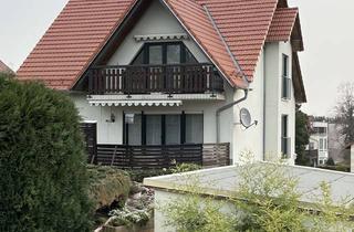 Wohnung mieten in 01705 Freital, Ansprechende und vollständig renovierte 2-Zimmer-Dachgeschosswohnung mit Balkon in Freital