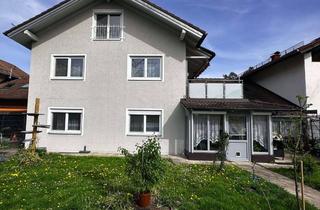 Haus kaufen in Prießnitzstraße 139, 84478 Waldkraiburg, Modernes Wohnen und Naturnähe: Elegantes Reihenmittelhaus mit Top-Ausstattung in Waldkraiburg