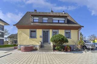 Einfamilienhaus kaufen in 79183 Waldkirch, Bezauberndes Einfamilienhaus mit Freisitz, Carport + 3 PKW Stellpl. in 79183 Waldkirch