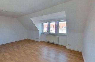 Wohnung kaufen in Käferhainerstraße 7A, 04539 Groitzsch, helle, ruhige Dachgeschosswohnung im Neuseenland bei Leipzig