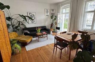 Wohnung kaufen in Hagenstr., 10365 Lichtenberg (Lichtenberg), Jugendstil-Altbauperle im Seitenflügel: praktisch aufgeteilte 2 Zimmer mit Balkon