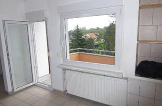 Wohnung kaufen in 46047 Oberhausen, Oberhausen - Schöne gepflegte 2,5 R.Wohnung,saniert,mit Balkon in ruhiger Lage