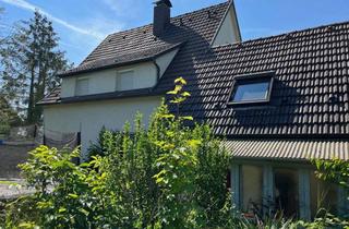 Haus kaufen in 79312 Emmendingen, SELTENE CHANCE! Traumhaus mit Panoramablick und viel Potenzial: Perfekt für Familien mit Vision