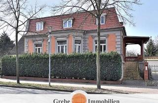 Villa kaufen in Genshagener Straße 12, 14979 Großbeeren, Gründerzeitvilla mit drei Wohnungen und schönem Grundstück direkt in Großbeeren
