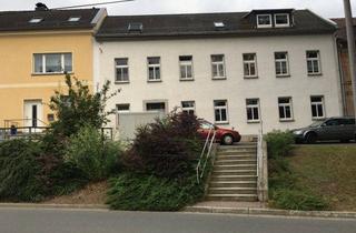 Wohnung mieten in Paul-Scharf-Straße 54, 07952 Pausa, helle 2-R- Wohnung mit Einbauküche, Balkon und Gartennutzung sucht neuen Mieter