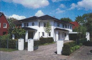 Villa kaufen in 49661 Cloppenburg, Cloppenburg - Prächtiges Wohnhaus mit Keller und Carport zentrumsnah