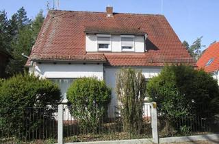 Einfamilienhaus kaufen in 90556 Cadolzburg, Cadolzburg - Für Handwerker ! Freist. EFH Cadolzburg OT Wachendorf Haus kaufen