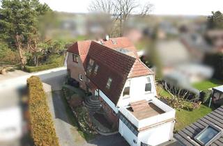 Wohnung kaufen in 21037 Neuengamme, Einzigartige Aussichten inklusive: 4,5-Zimmer Dachgeschosswohnung nahe der Elbe mit großem Balkon &
