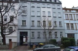 Wohnung mieten in Schillerstraße 44, 06114 Paulusviertel, WG geeignete 3-Raum-Wohnung