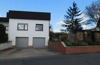Doppelhaushälfte kaufen in 55765 Birkenfeld, Birkenfeld /Nahe…Stadtrand - Doppelhaushälfte in ländlicher Lage - ein Gegenpol zum Trubel in der...