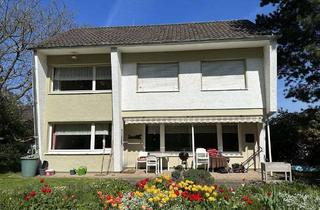 Einfamilienhaus kaufen in Grüner Weg 15, 53359 Rheinbach, Rheinbach-Merzbach: Einfamilienhaus mit zusätzlichem Bauland!