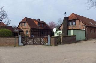 Haus kaufen in 30938 Burgwedel, Fachwerk EFH mit sep. Mietshaus und Bauplatz sucht Liebhaber