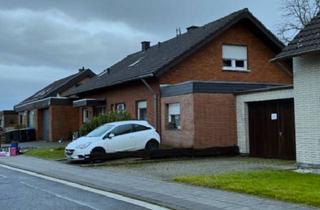 Mehrfamilienhaus kaufen in 53881 Euskirchen, Euskirchen - Verkauf 2 Familienhaus in Euskirchen Dom Esch