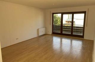Wohnung mieten in 61350 Bad Homburg vor der Höhe, Großzügige 3-Zimmer-Wohnung mit Balkon und Einbauküche in Bad Homburg