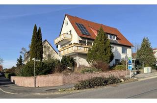 Haus kaufen in Mittelbergring 63, 37085 Göttingen, Charmantes Dreifamilienhaus + Anbau und 3 Garagen in Göttingen